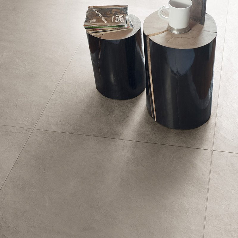 Gres Porcellanato Effetto Cemento Naturale 80x80 Grigio chiaro Walk - Gardenia Orchidea