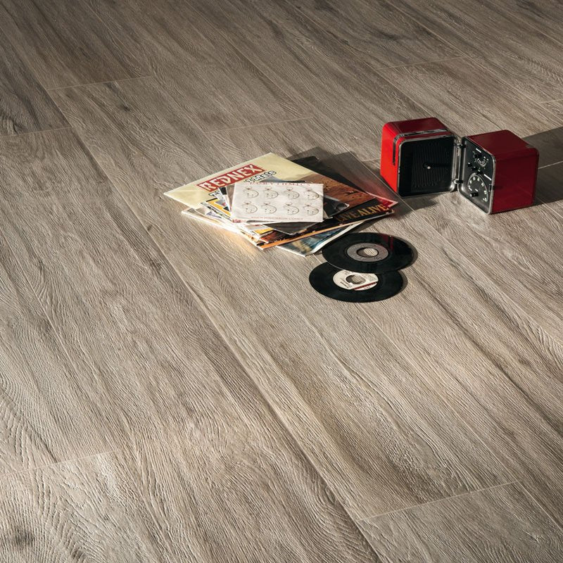 Gres Porcellanato Effetto Legno Rettificato Naturale 16x100 8.5mm Grigio scuro Just Venice - Gardenia Orchidea