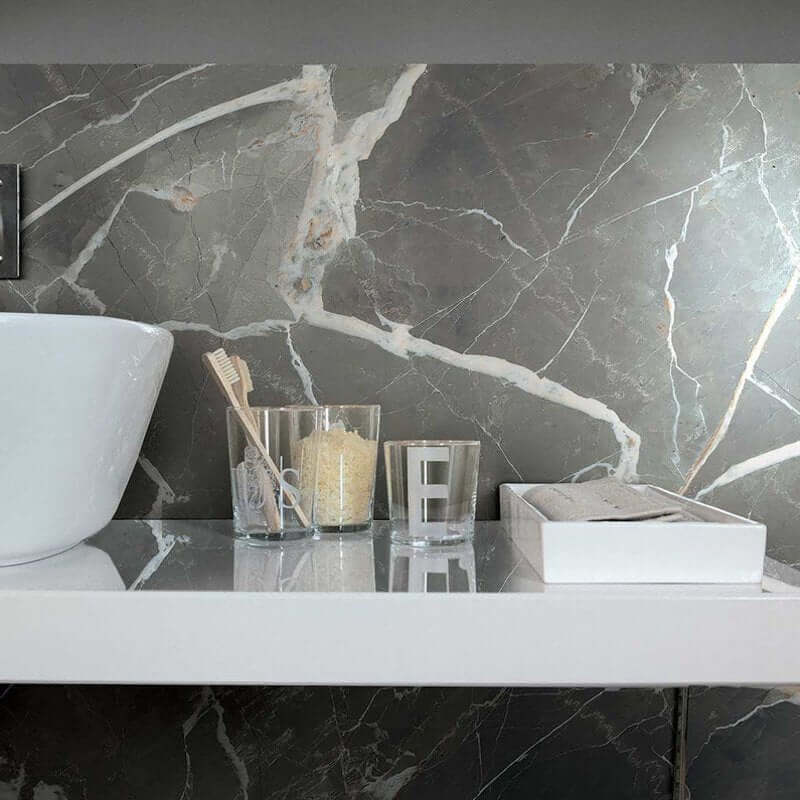 Glossy Marble Effect Porcelain Stoneware Mosaic 30x30 9mm Calacatta Black Stones & More 2.0 - Florim