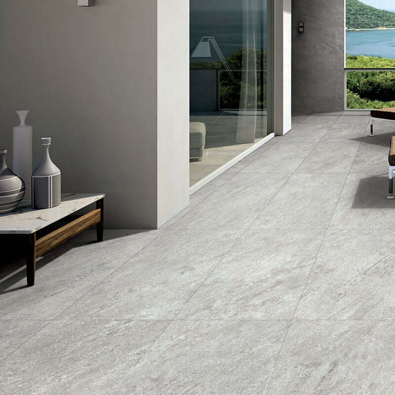 Gres Porcellanato Effetto Pietra Grip 30.5x60 Silver River - Soluzioni Tiles