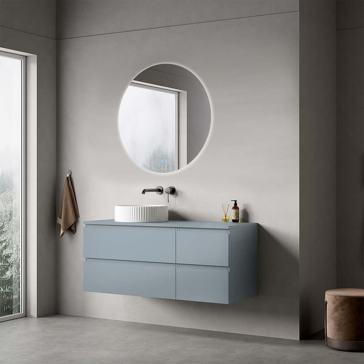 Mobile bagno sospeso reversibile  120 cm Blu Avio per Lavabo d'appoggio Specchio Tondo Retroilluminato - Fiji Paint