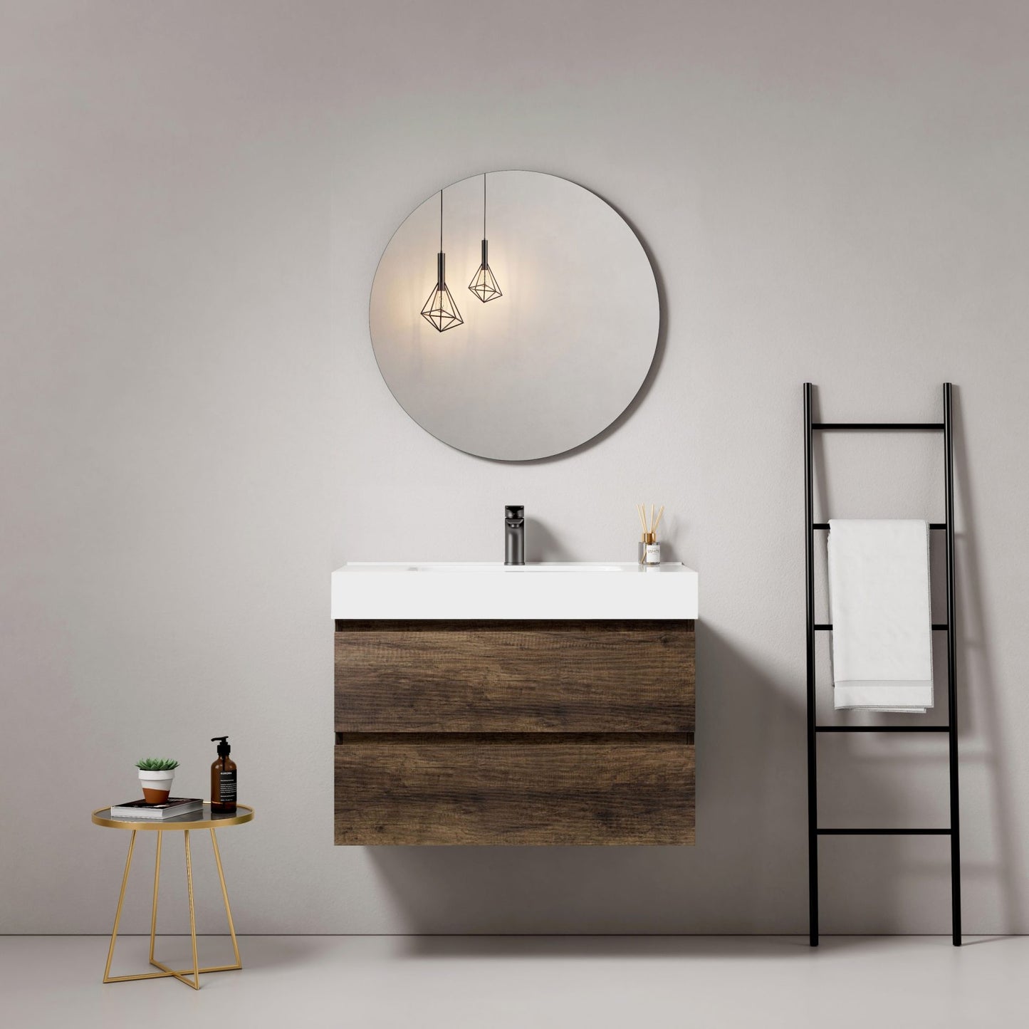bruno-scuro-frontale-tondo (25688765)