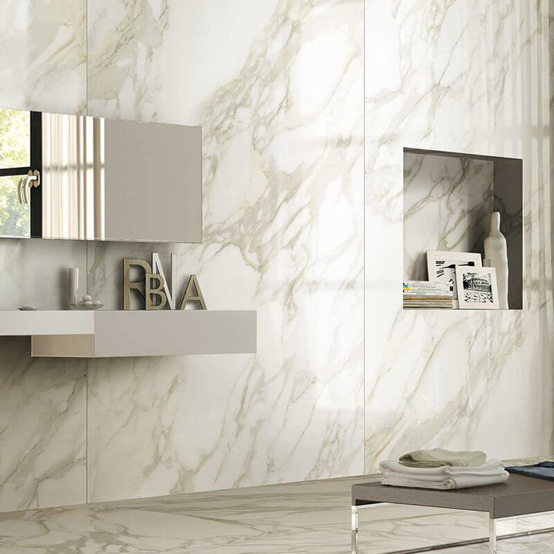 Gres Porcellanato Effetto Marmo Rettificato Lucido 60x60 9mm Cr̬me Etoile by Florim, showcasing elegant marble effect tiles.